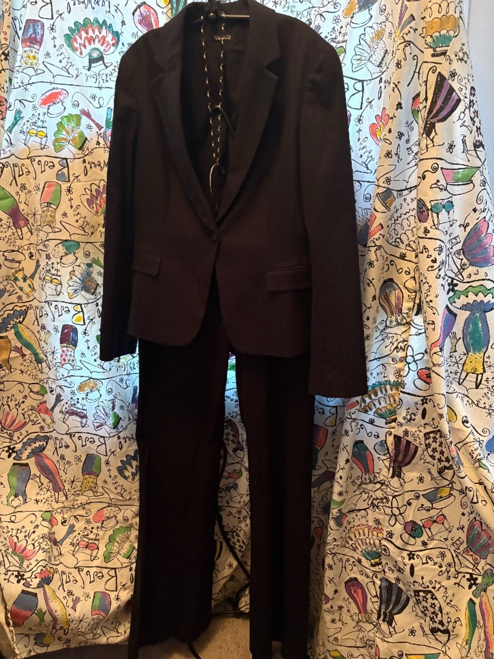 Tahari One button low rise wide leg pant suit